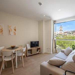 At Villafiel Atarazanas-plaza , Málaga España